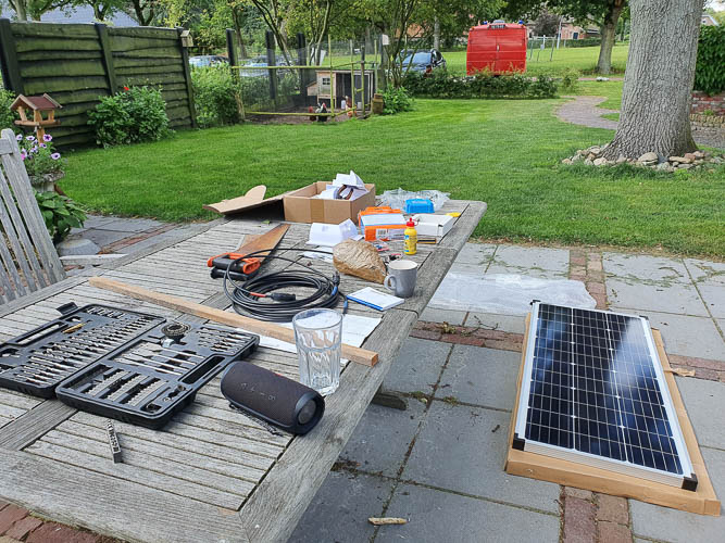 zonnepanelen installeren op camper